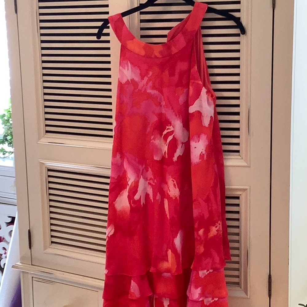 Elegant Red Sleeveless Dress